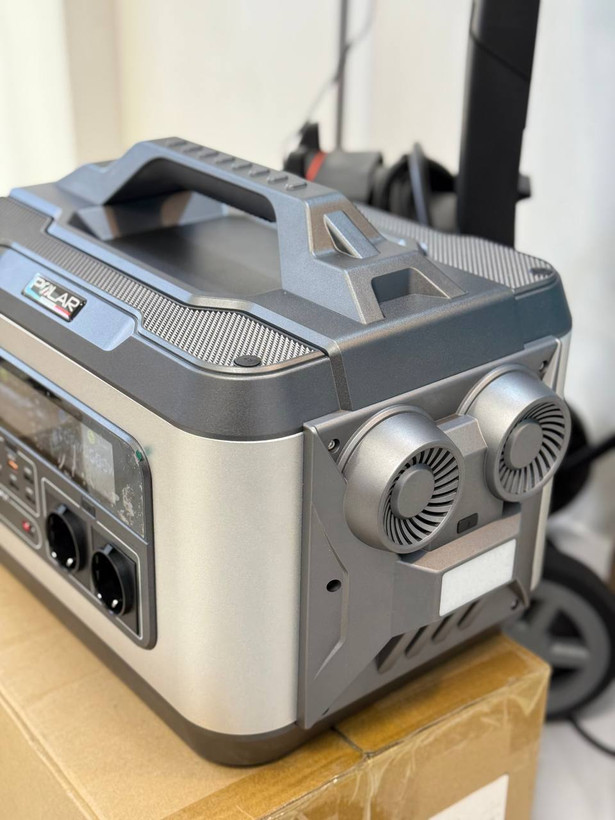 پاور استیشن قابل حمل Polar M2200L