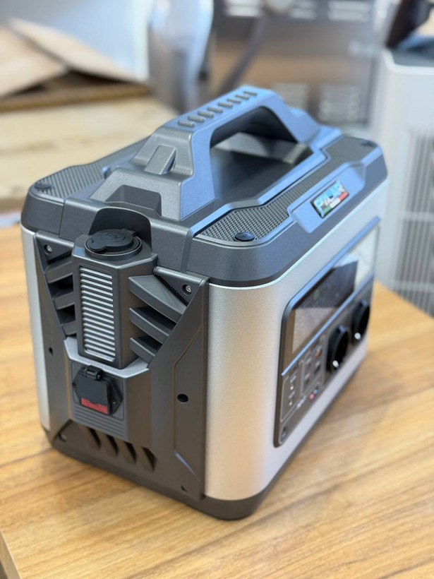 پاور استیشن قابل حمل Polar M1200L