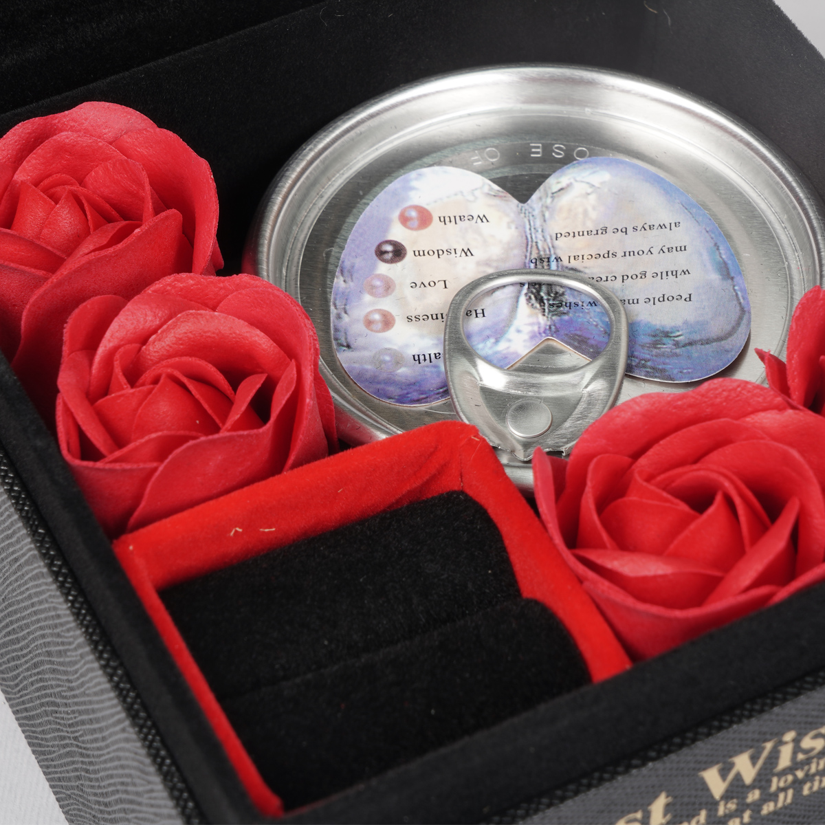 باکس گل سورپرایزی با گردنبند مروارید عشق مدل S